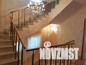 Дом 320м², 3-этажный, посуточно, 