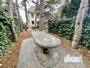 Дом 500м&sup2;, 3-этажный, посуточно, 