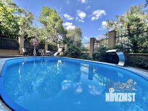 Дом 269м&sup2;, 3-этажный, посуточно, 