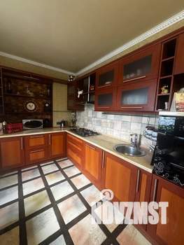 Дом 260м&sup2;, 4-этажный, посуточно, 