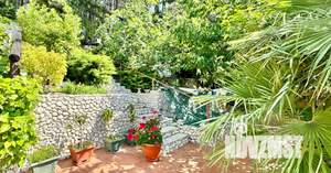 Дом 238м&sup2;, 3-этажный, посуточно, 