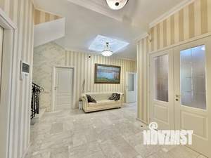 Дом 550м&sup2;, 3-этажный, посуточно, 