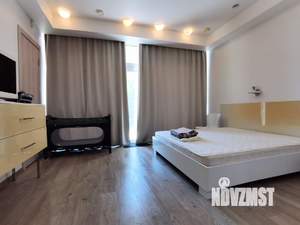 Дом 450м&sup2;, 2-этажный, посуточно, 