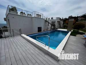 Дом 300м&sup2;, 3-этажный, посуточно, 