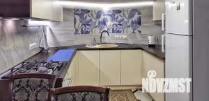 Дом 85м&sup2;, 4-этажный, посуточно, 