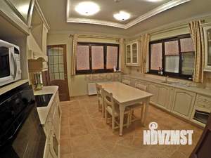 Дом 325м², 2-этажный, посуточно, 