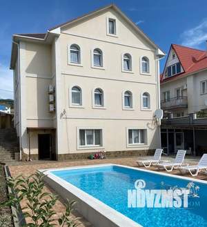 Дом 260м², 3-этажный, посуточно, 