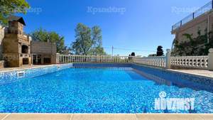 Дом 300м&sup2;, 3-этажный, посуточно, 