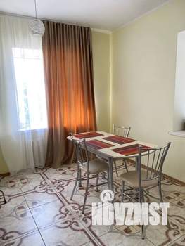 Дом 150м&sup2;, 3-этажный, посуточно, 