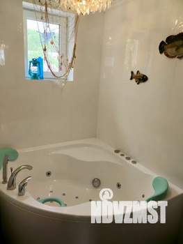 Дом 125м&sup2;, 2-этажный, посуточно, 