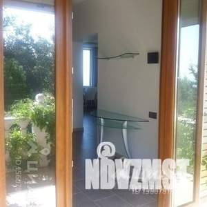 Дом 320м&sup2;, 3-этажный, посуточно, 