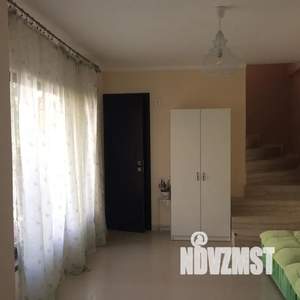 Дом 67м², 2-этажный, посуточно, 