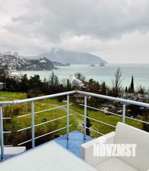 Дом 360м&sup2;, 3-этажный, посуточно, 