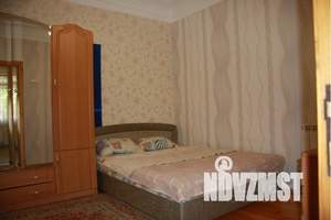 Дом 35м&sup2;, 2-этажный, посуточно, 