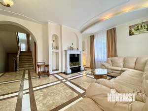 Дом 220м², 2-этажный, посуточно, 