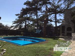 Дом 350м&sup2;, 3-этажный, посуточно, 