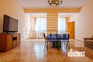 Дом 280м², 2-этажный, посуточно, 