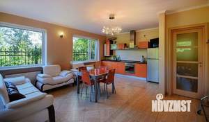 Дом 100м², 2-этажный, на длительный срок, 