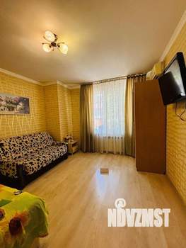 Дом 42м&sup2;, 2-этажный, посуточно, 