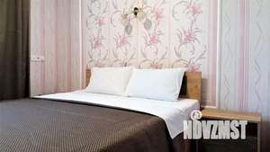 Дом 40м&sup2;, 3-этажный, посуточно, 