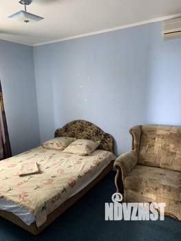 Дом 50м&sup2;, 3-этажный, посуточно, 