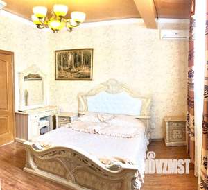 Дом 200м², 2-этажный, посуточно, 