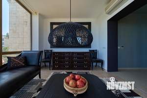 Дом 180м&sup2;, 3-этажный, посуточно, 