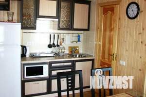 Дом 60м&sup2;, 2-этажный, посуточно, 