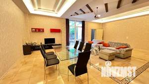 Дом 200м², 4-этажный, посуточно, 