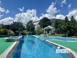 Дом 600м&sup2;, 2-этажный, посуточно, 