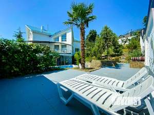 Дом 350м&sup2;, 2-этажный, посуточно, 