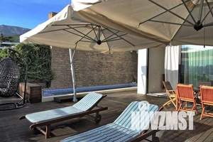 Дом 265м&sup2;, 2-этажный, посуточно, 