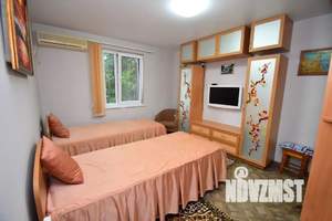 Дом 50м&sup2;, 2-этажный, посуточно, 