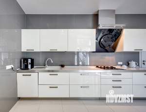 Дом 650м&sup2;, 3-этажный, посуточно, 