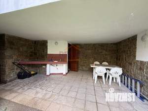 Дом 400м&sup2;, 3-этажный, на длительный срок, 