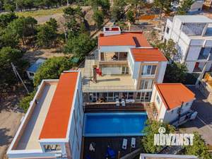 Дом 550м², 2-этажный, посуточно, 