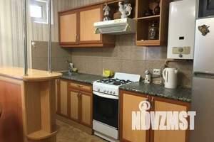 Дом 70м&sup2;, 2-этажный, посуточно, 