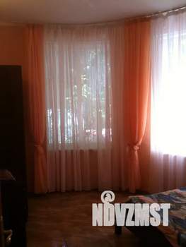 Дом 70м&sup2;, 3-этажный, посуточно, 