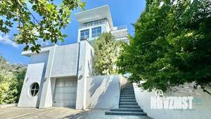 Дом 700м², 6-этажный, посуточно, 