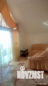 Дом 80м&sup2;, 3-этажный, посуточно, 