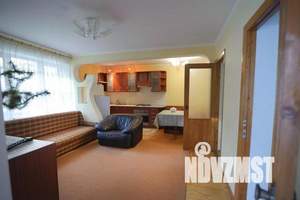 Дом 150м², 3-этажный, посуточно, 