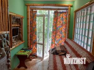 Дом 60м&sup2;, 4-этажный, посуточно, 