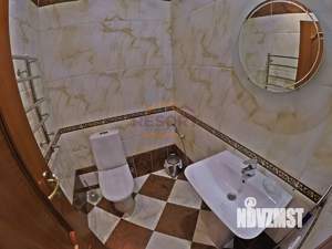 Дом 250м&sup2;, 3-этажный, посуточно, 