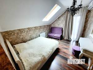 Дом 210м&sup2;, 3-этажный, посуточно, 