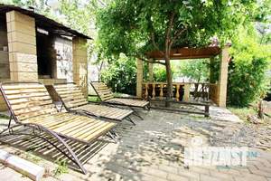 Дом 180м&sup2;, 3-этажный, посуточно, 