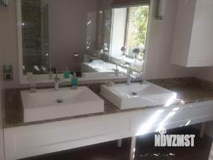 Дом 320м&sup2;, 3-этажный, на длительный срок, 