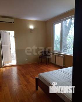 Дом 100м², 2-этажный, на длительный срок, 