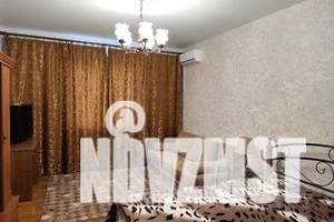 Дом 60м&sup2;, 4-этажный, посуточно, 