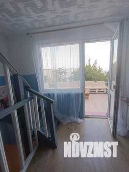 Дом 350м&sup2;, 3-этажный, посуточно, 