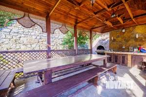 Дом 500м&sup2;, 2-этажный, посуточно, 